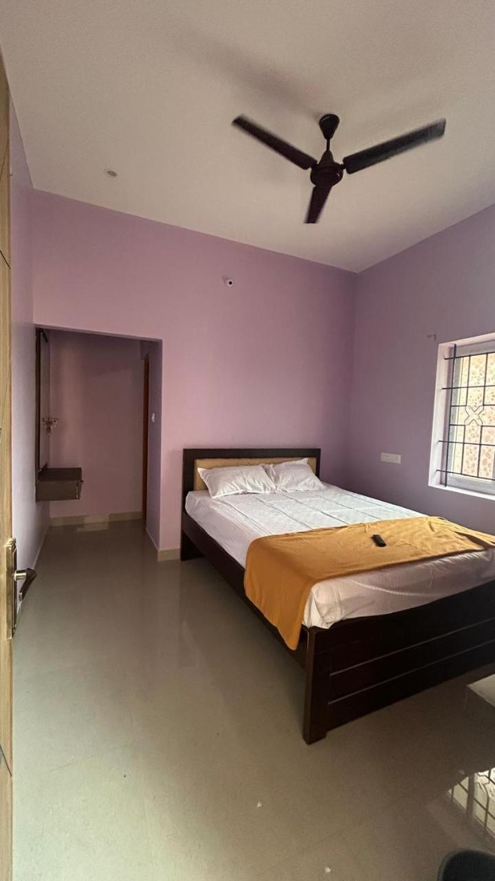 Lodge Breeze Valley Residency *