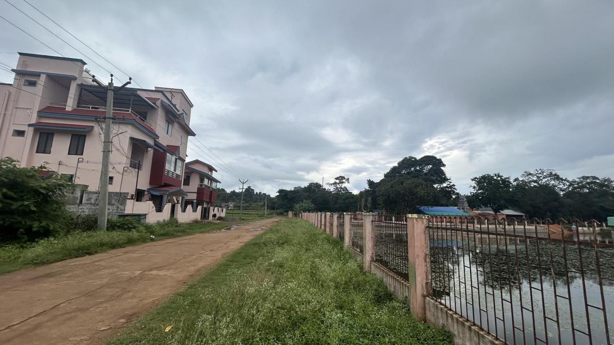 Breeze Valley Residency Lodge