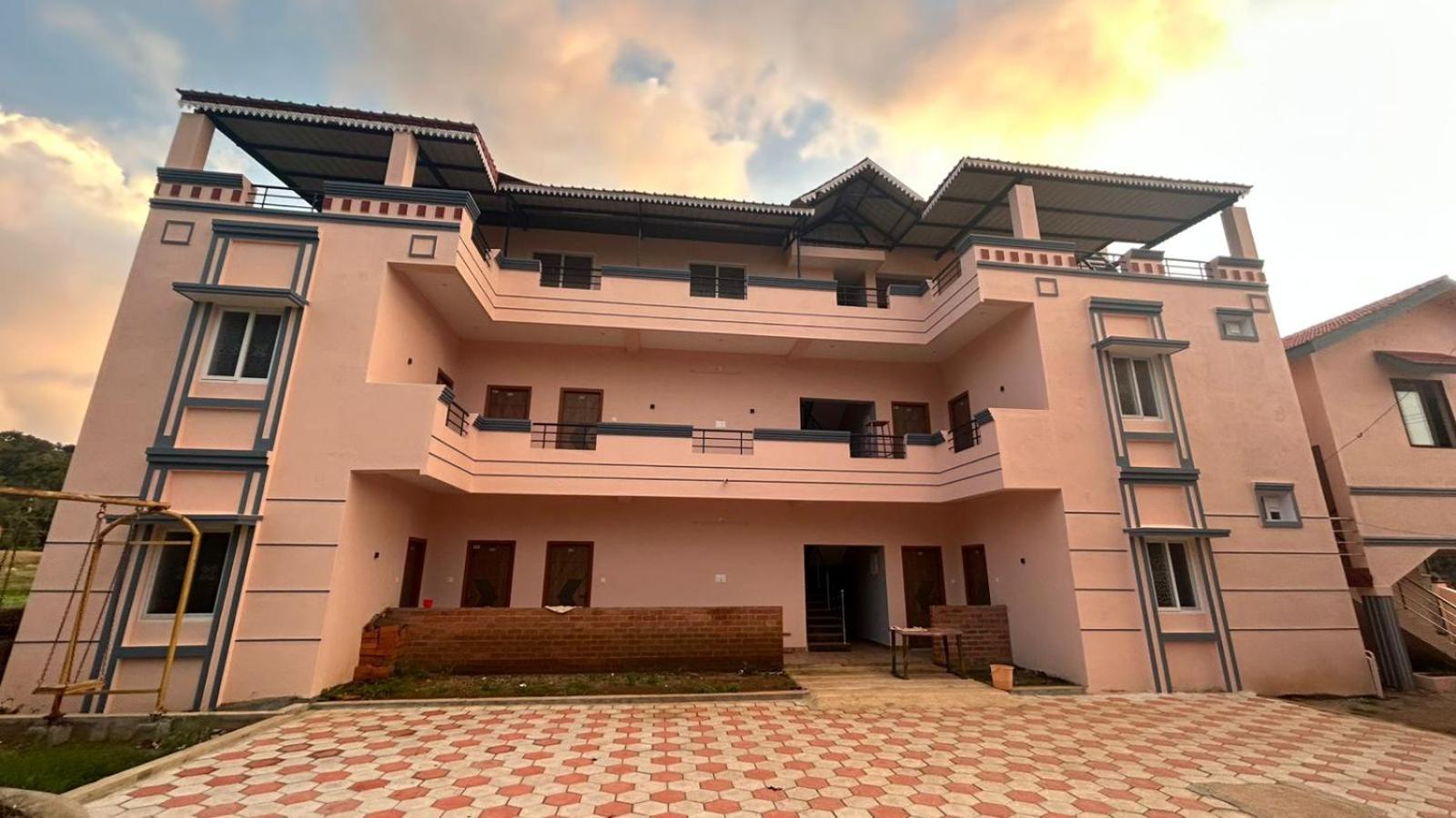 Breeze Valley Residency Yelagiri