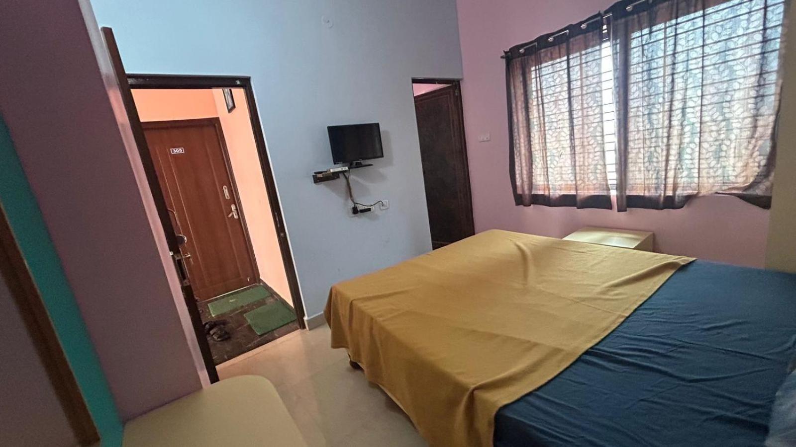 Breeze Valley Residency Yelagiri