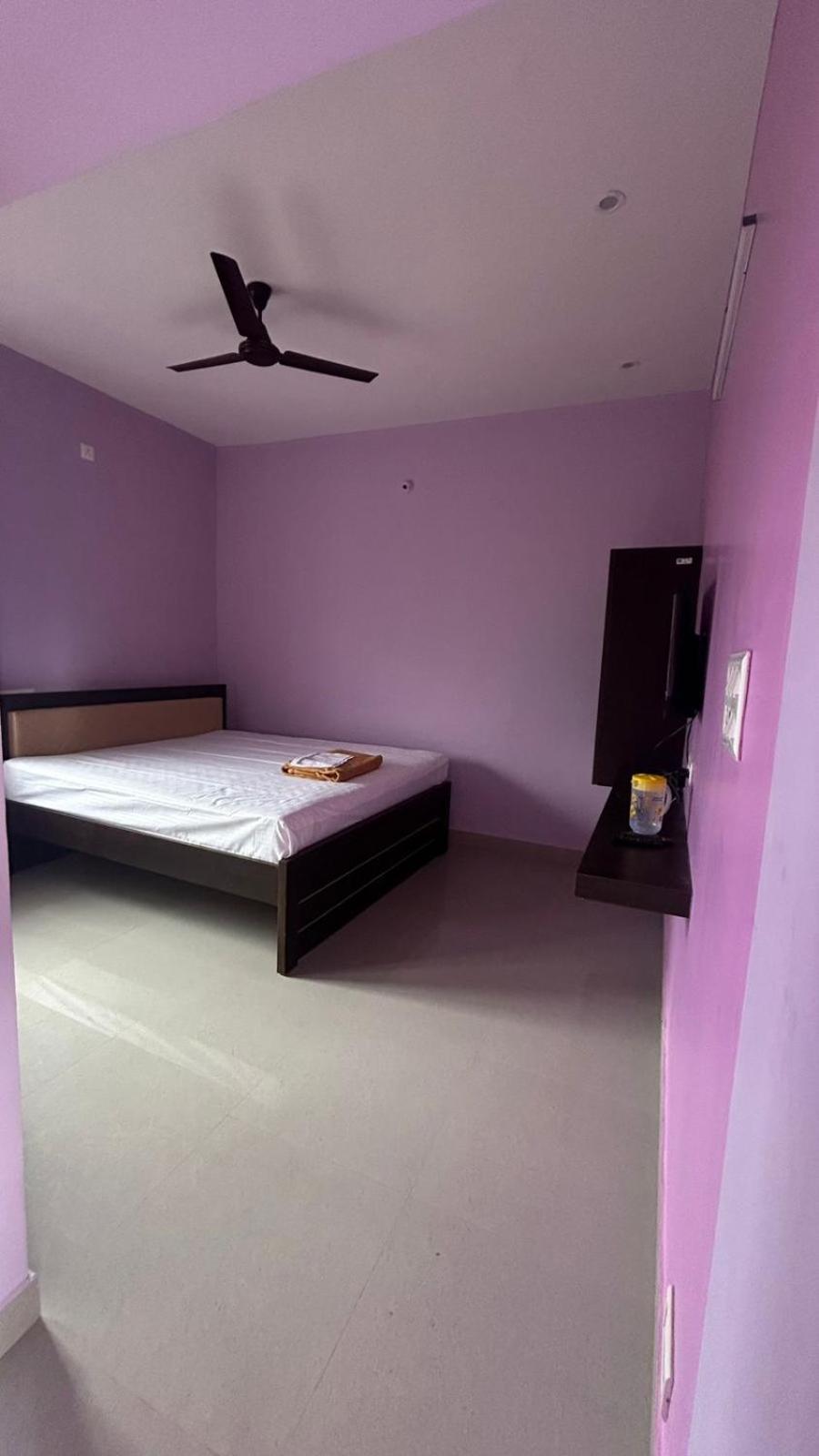Breeze Valley Residency Lodge Yelagiri