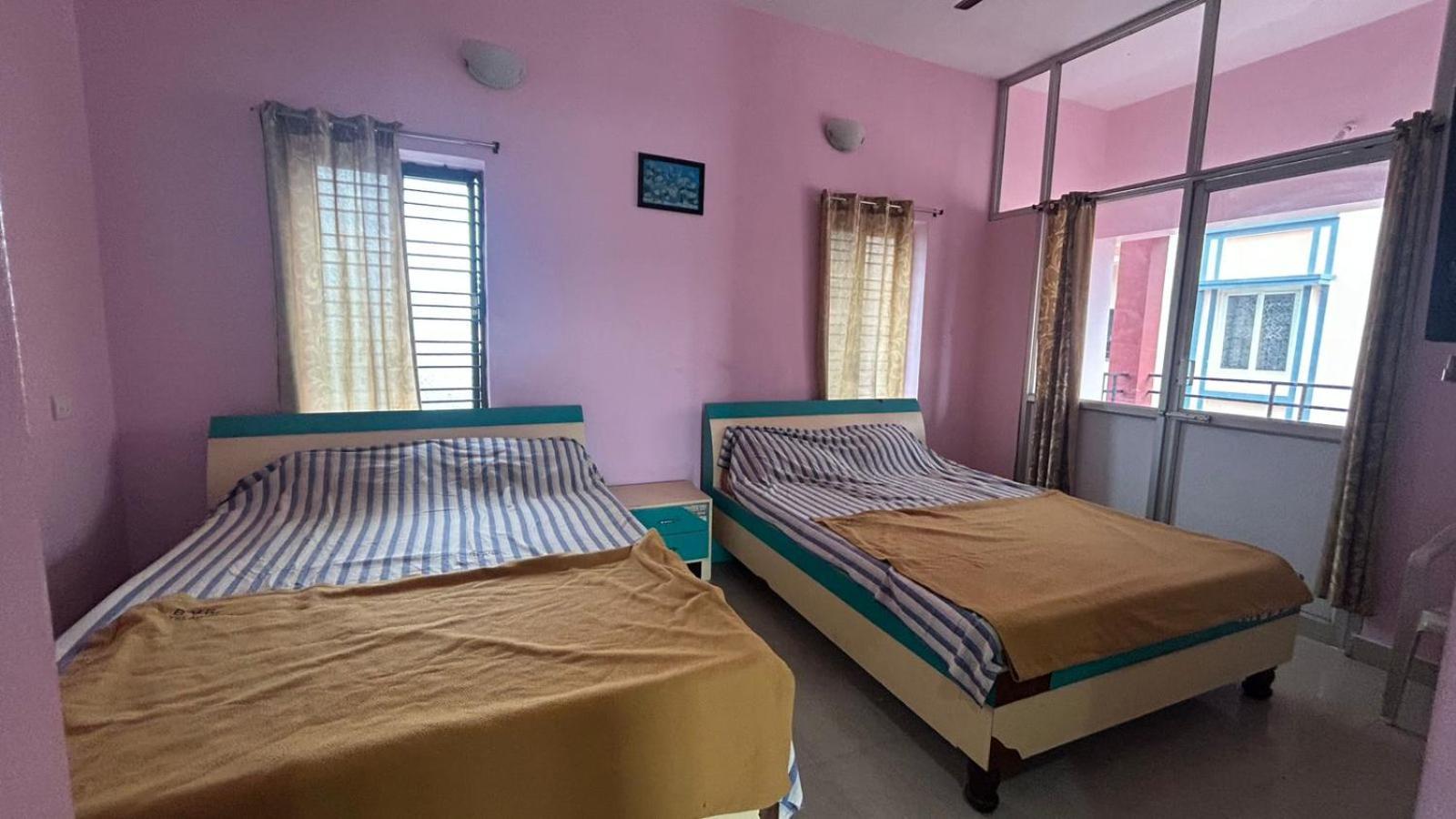 Lodge Breeze Valley Residency Yelagiri